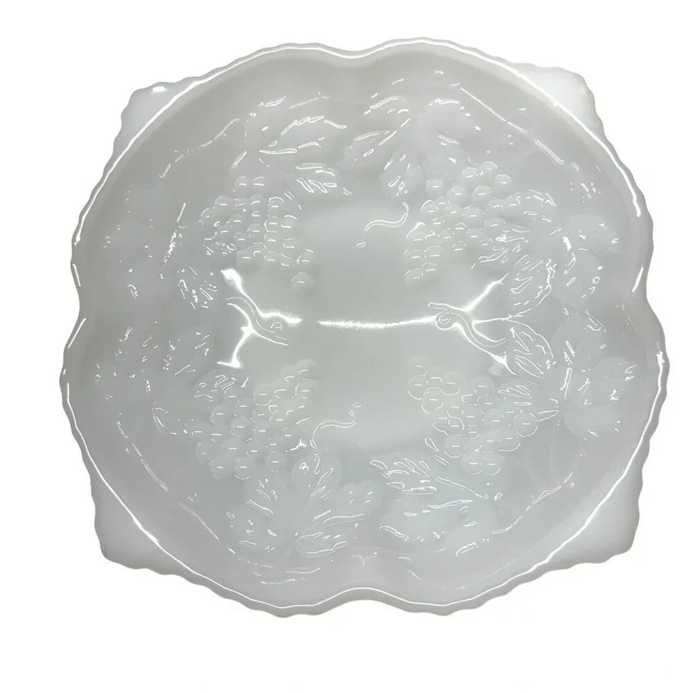 Indiana Glass Harvest Grape Milk Glass Plate 10 Inch